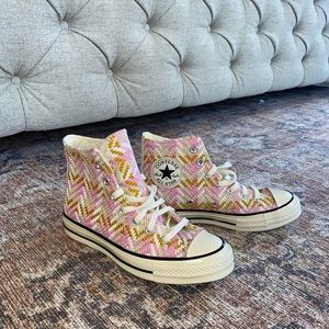 Brand new women’s converse size 6.5